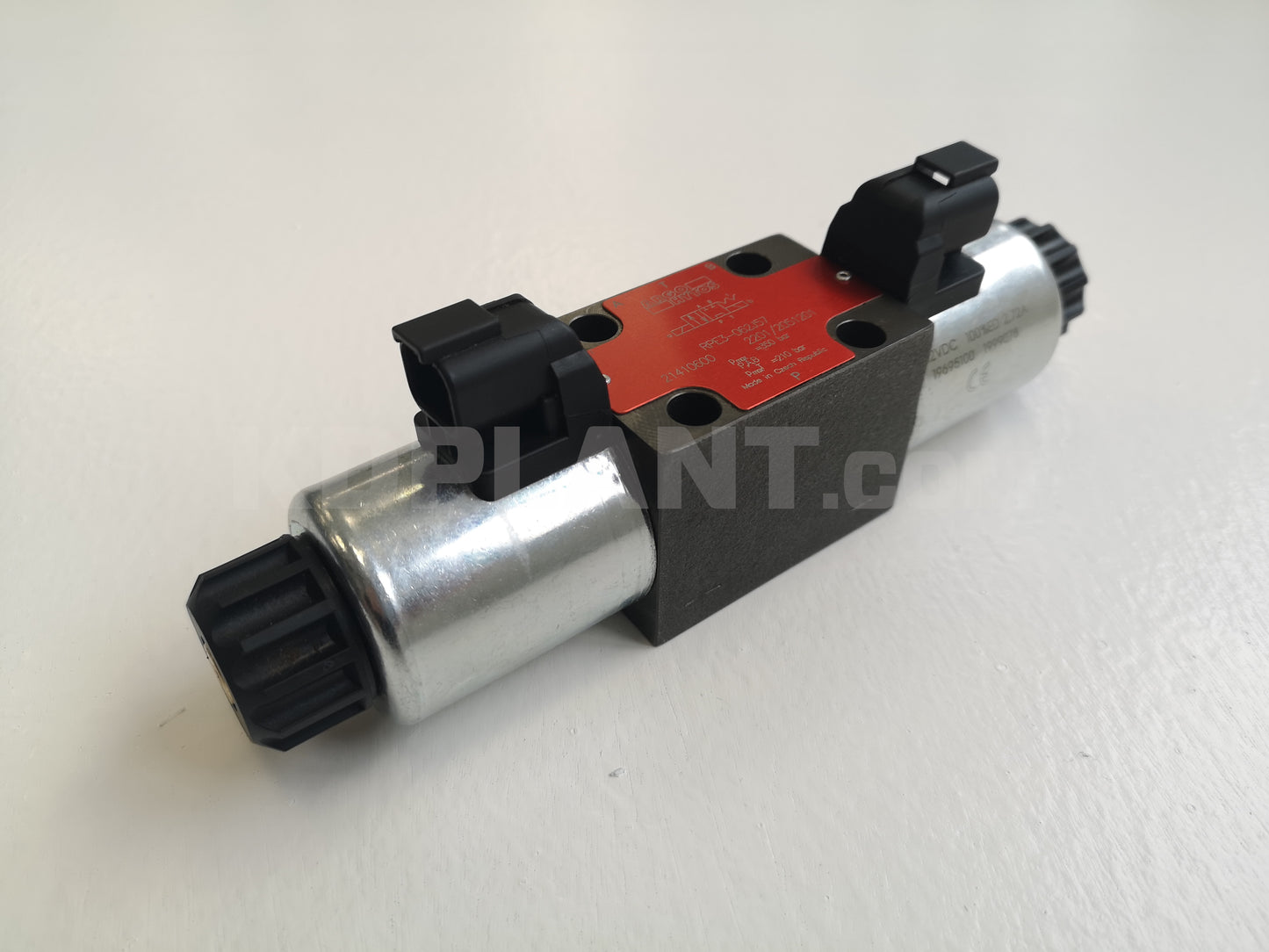 JCB Loadall Steering Valve Solenoid | 25/220642