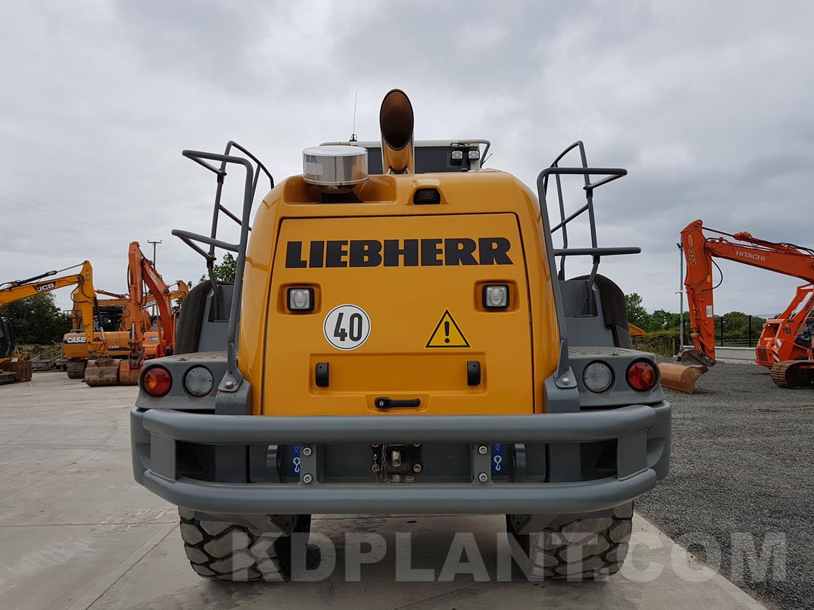 Leibherr 566 Loading Shovel
