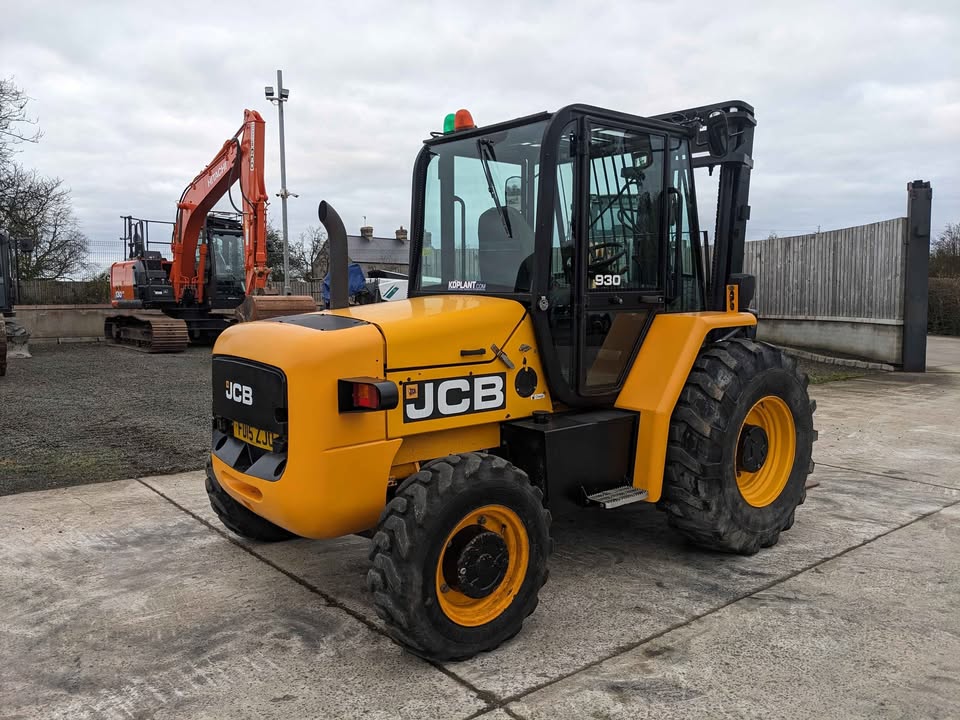 2015 JCB 930 Rough Terrain Forklift (RTFL)
