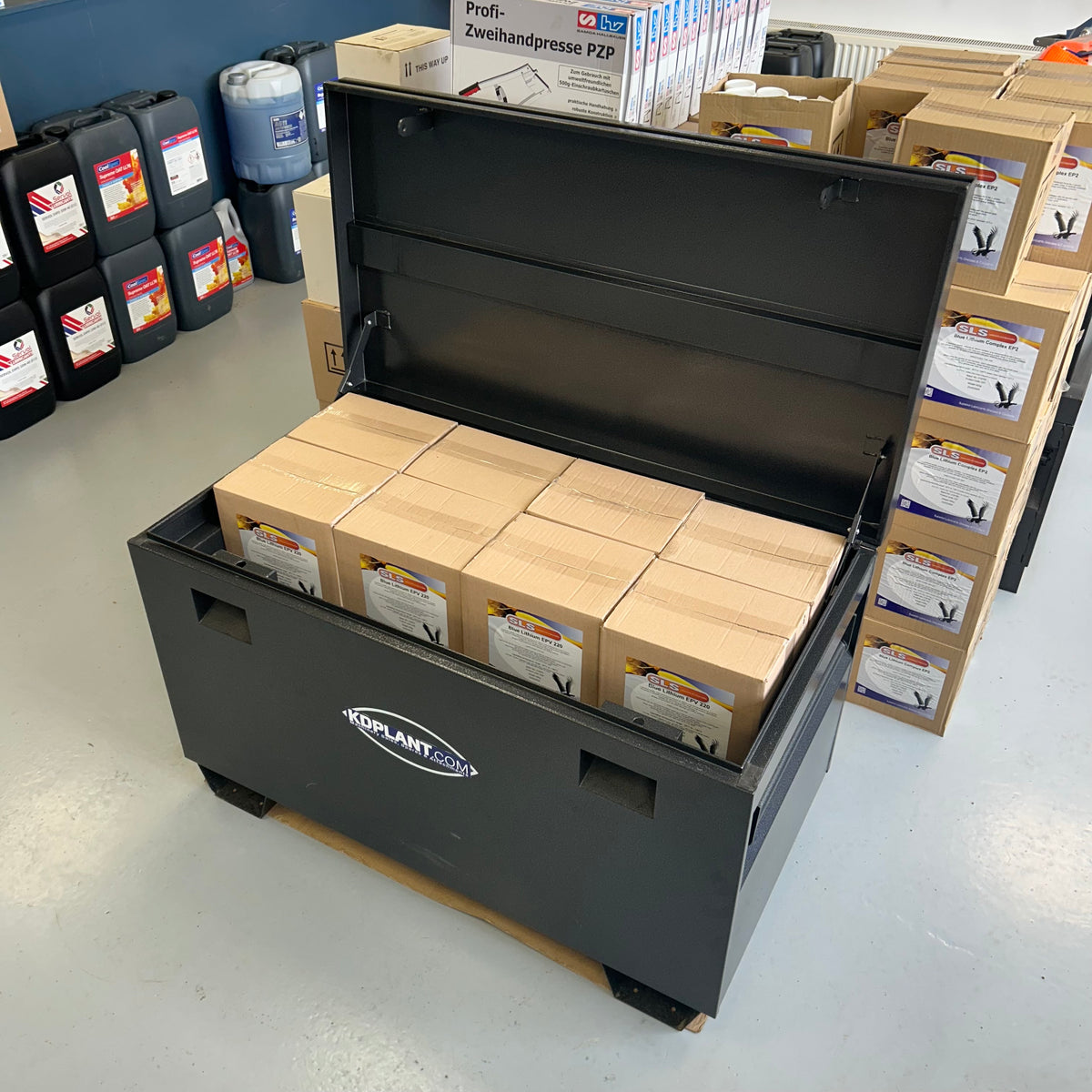 Large Lockable Steel Storage Box – Rugged Portable Site Chest