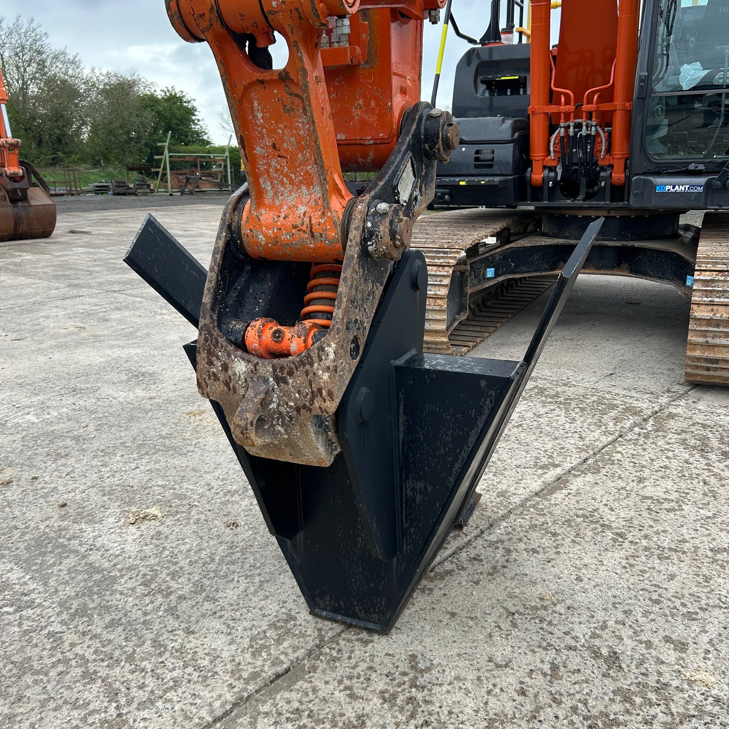 Mounding / Ditching 'V' Bucket | 10-14 Excavator