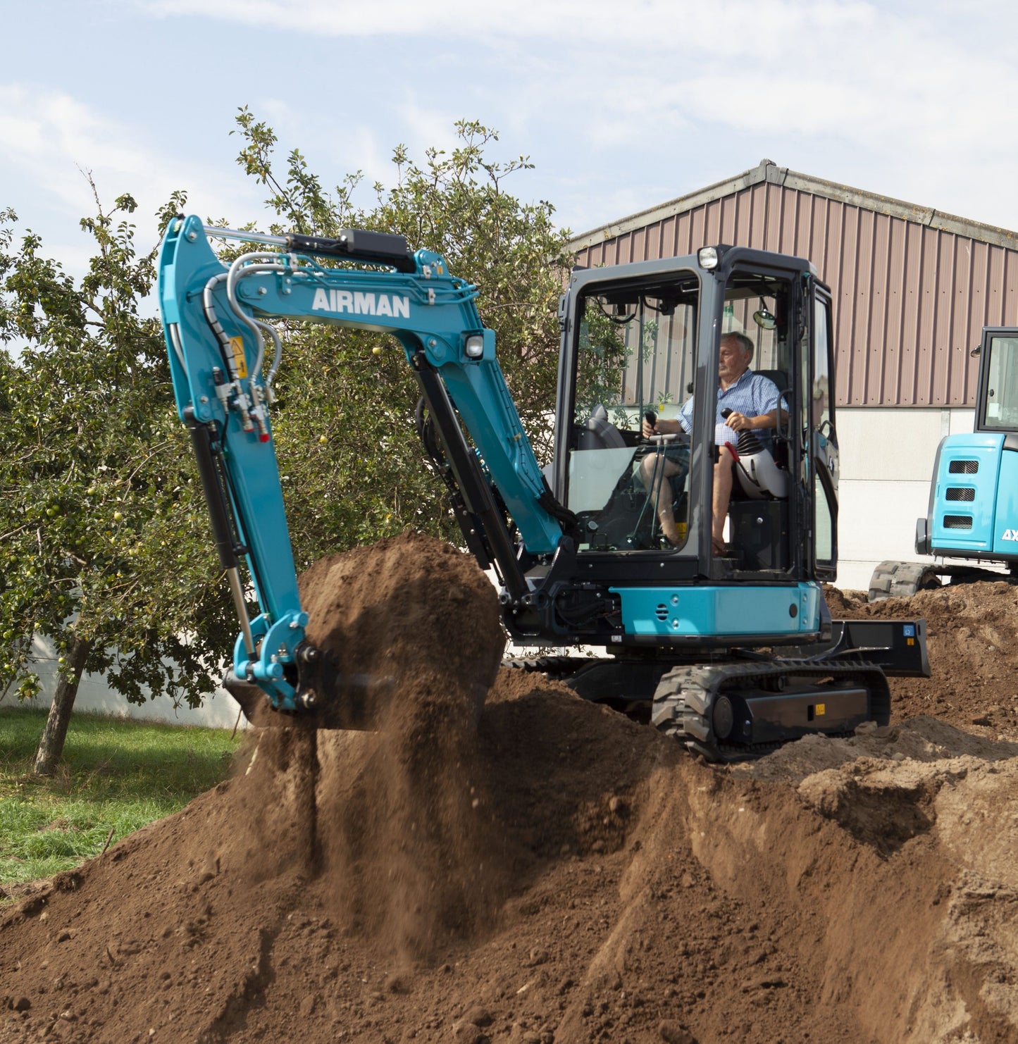 Hitachi Airman AX55u-7 | Neuer 5-Tonnen-Minibagger