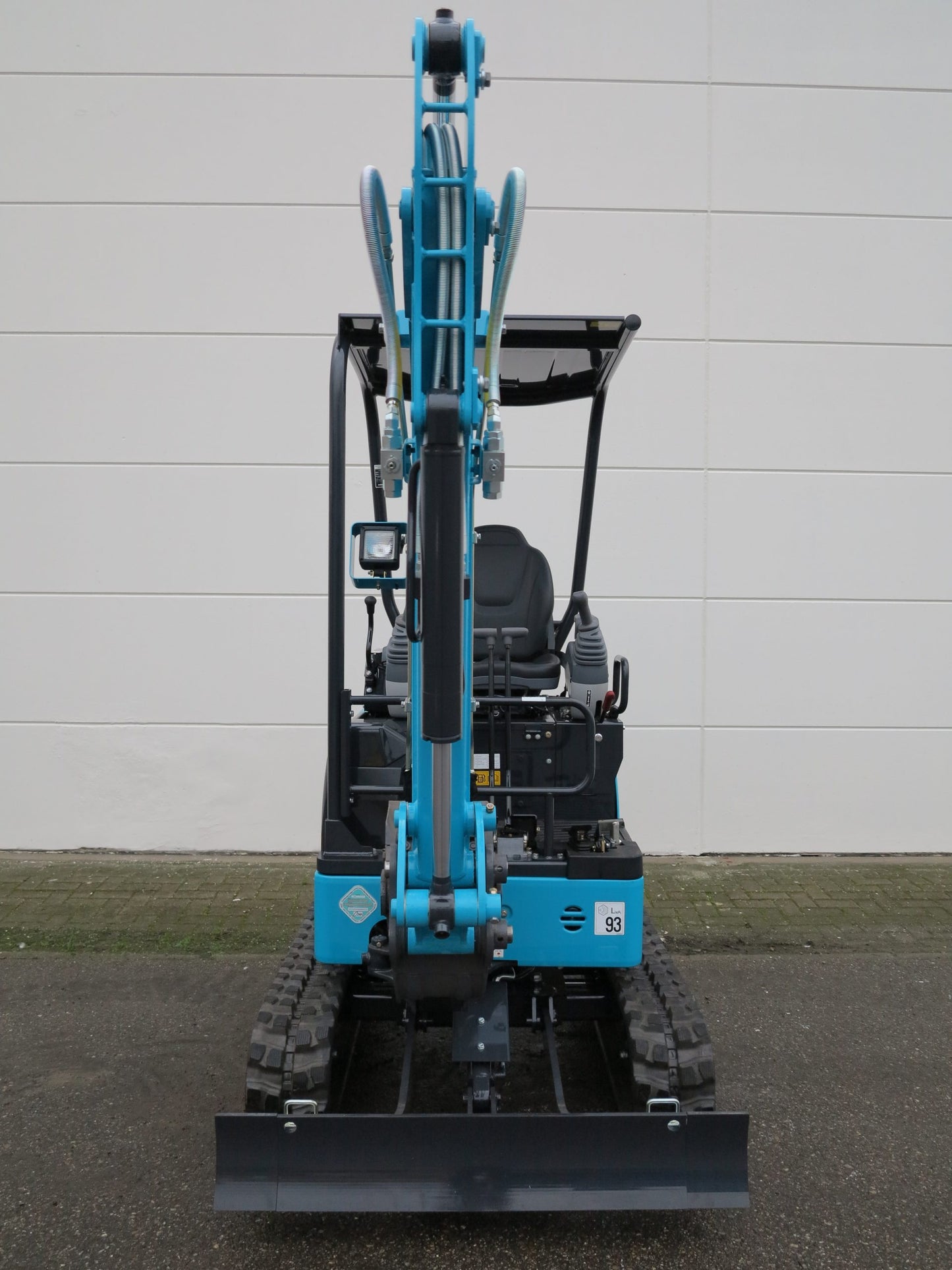 Hitachi Airman AX19u-7 | Neuer 1,9-Tonnen-Minibagger