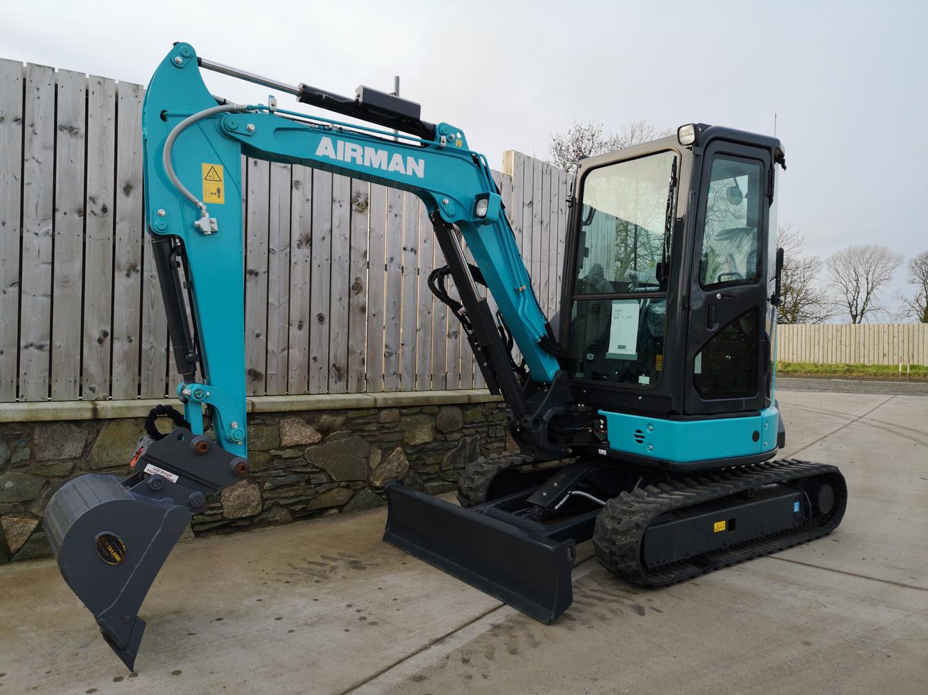 Airman AX33u-7 | New 2025 3.3 ton Mini Excavator