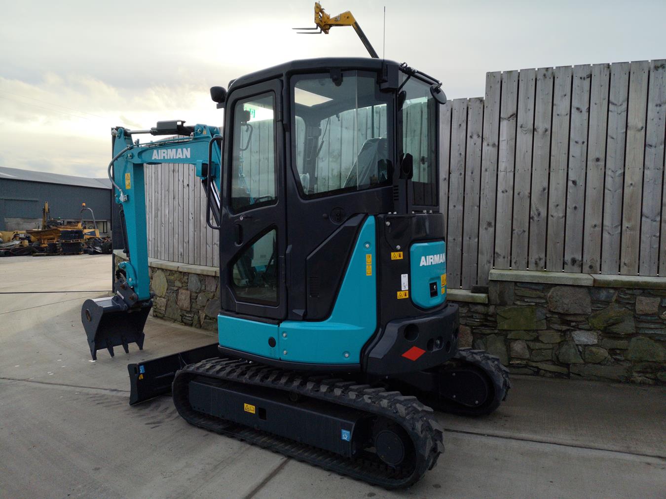 Airman AX33u-7 | New 2025 3.3 ton Mini Excavator