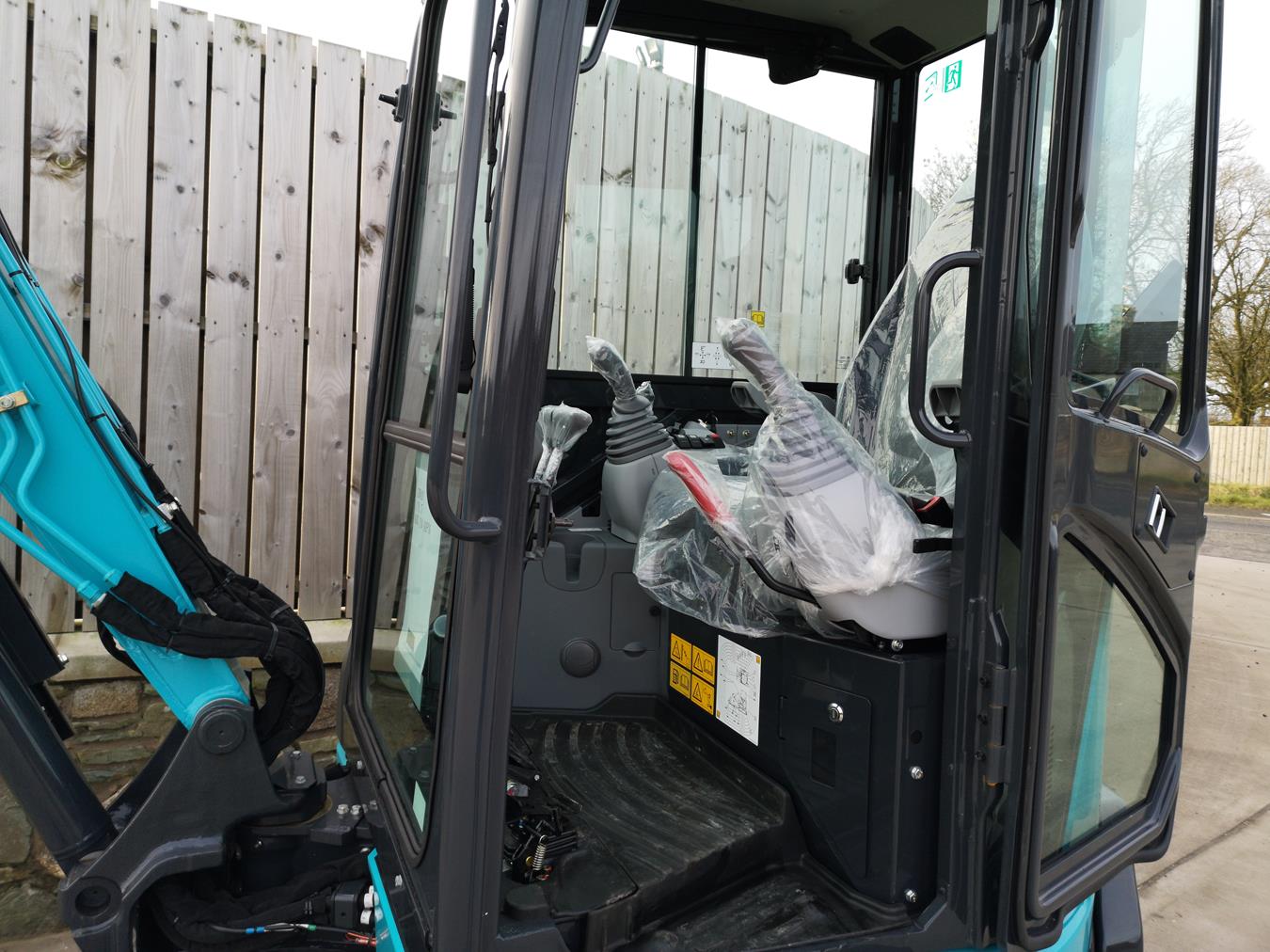 Airman AX33u-7 | New 2025 3.3 ton Mini Excavator