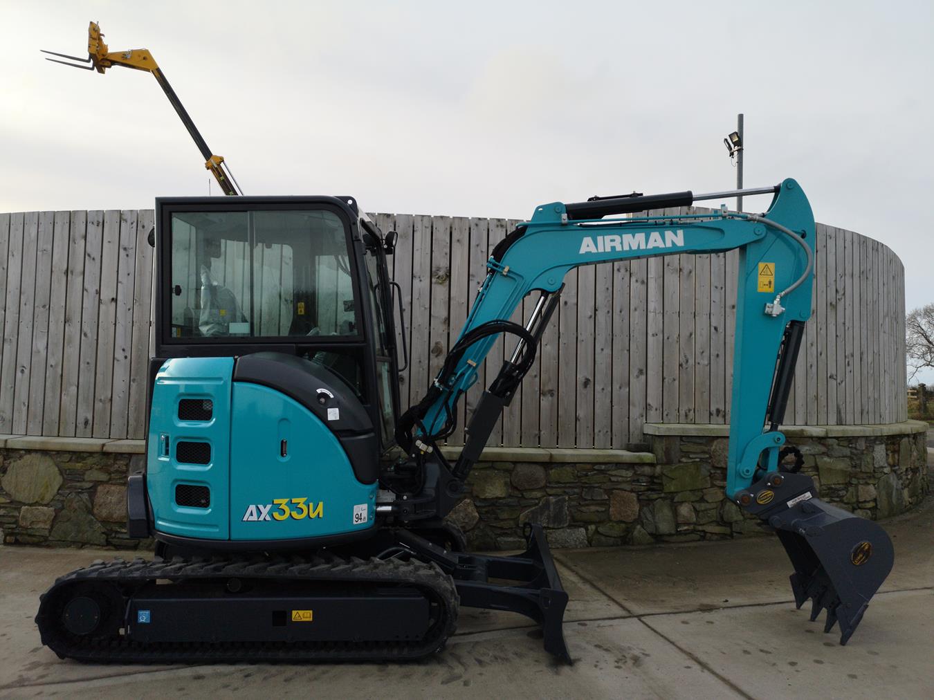 Airman AX33u-7 | New 2025 3.3 ton Mini Excavator