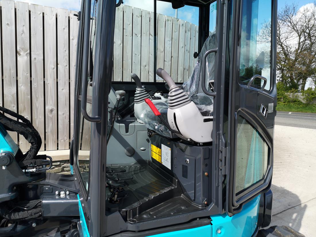 Airman AX55u-7 | New 2025 5 ton Mini Excavator