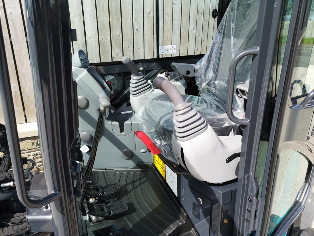 Airman AX55u-7 | New 2025 5 ton Mini Excavator