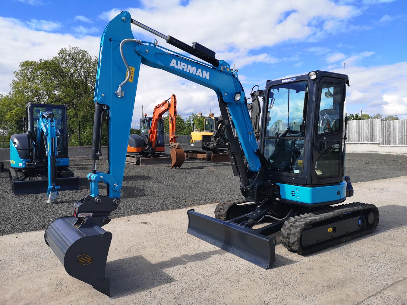 Airman AX38u-7 | New 2025 4 ton Mini Excavator