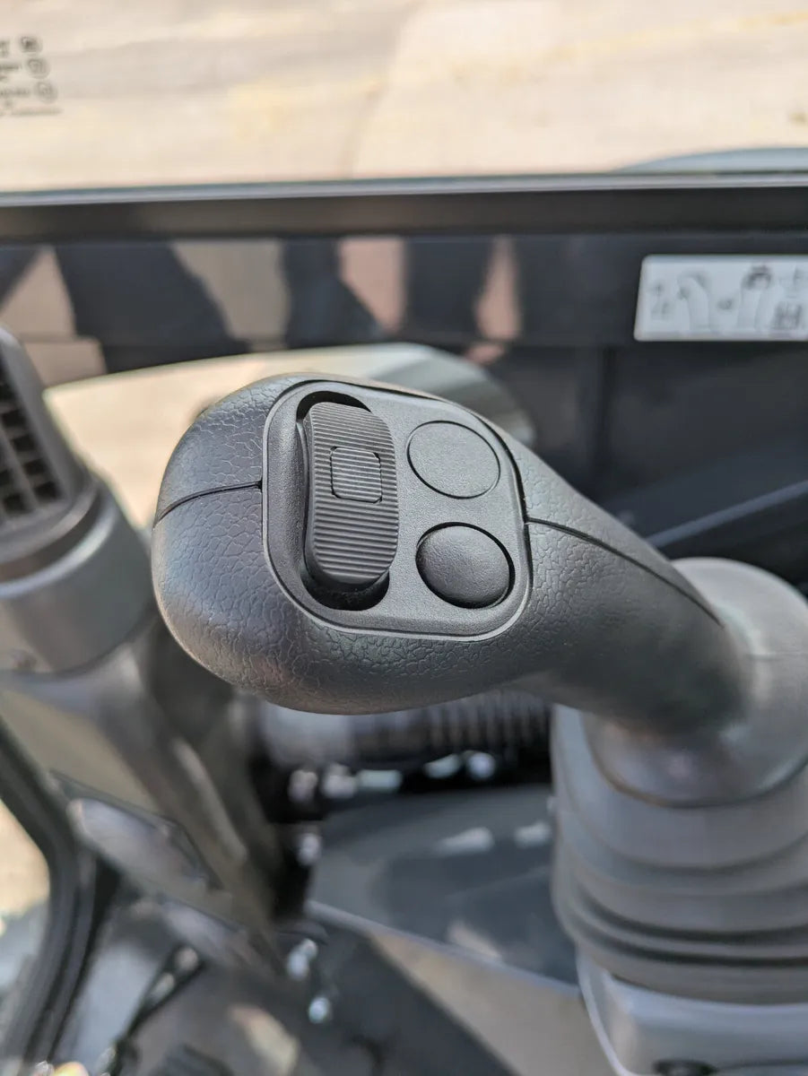 Airman AX26u-7 | New 2025 2.7 ton Mini Excavator