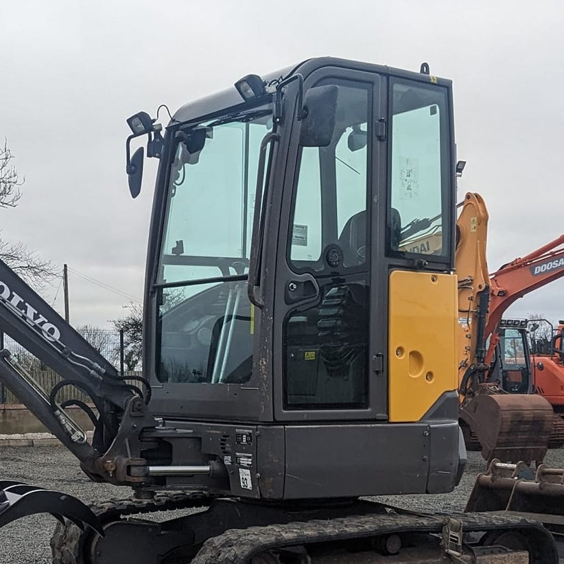 Volvo Excavator Cab Glass